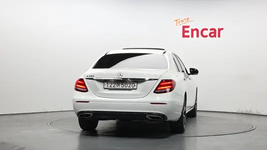 Mercedes-Benz E-Class W213 E250 2020 4