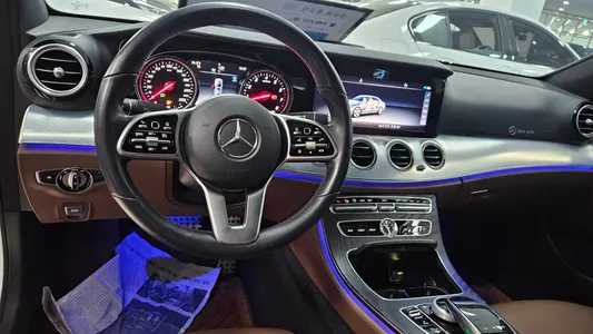 Mercedes-Benz E-Class W213 E250 2020 13