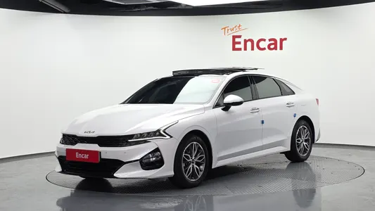 Kia K5 3 2.0 2023