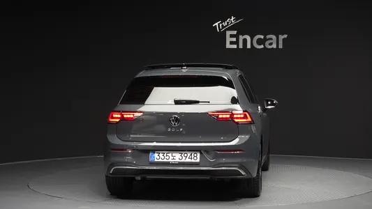 Volkswagen 8 2.0 TDI 2025 4