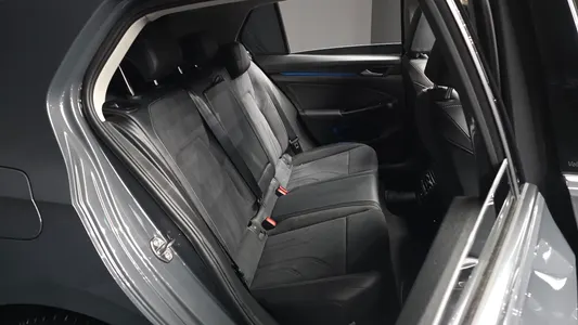 Volkswagen 8 2.0 TDI 2025 12