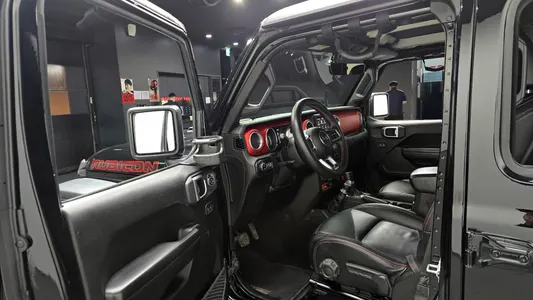 Jeep (JL) 2.0 4 2018 10