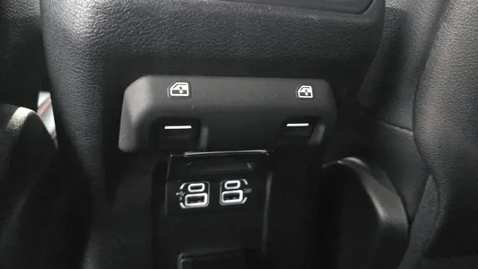 Jeep (JL) 2.0 4 2018 18
