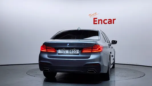 BMW 5 Series (G30) 530i M 2019 4