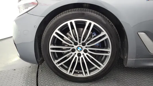 BMW 5 Series (G30) 530i M 2019 5