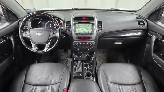 Kia R 2.0 2WD 2013 7