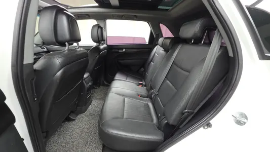 Kia R 2.0 2WD 2013 12