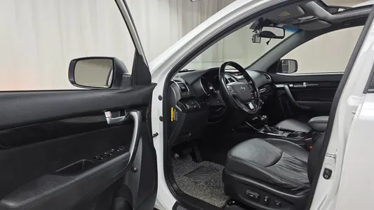 Kia R 2.0 2WD 2013 10