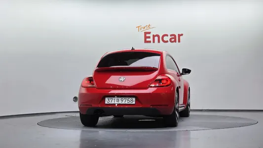 Volkswagen 더 비틀 2.0 TDI 2015 4
