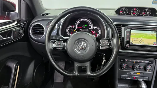 Volkswagen 더 비틀 2.0 TDI 2015 13