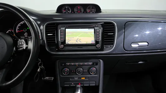 Volkswagen 더 비틀 2.0 TDI 2015 14