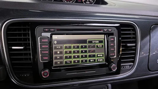 Volkswagen 더 비틀 2.0 TDI 2015 16