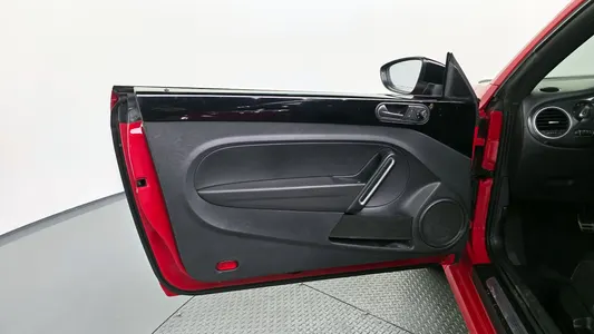 Volkswagen 더 비틀 2.0 TDI 2015 24