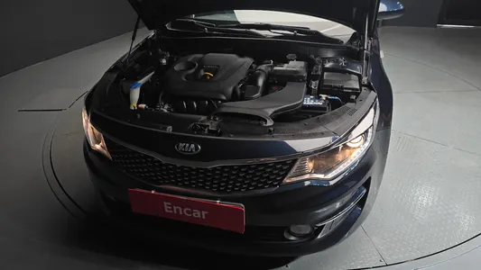 Kia K5 2 2.0 MX 2017 6