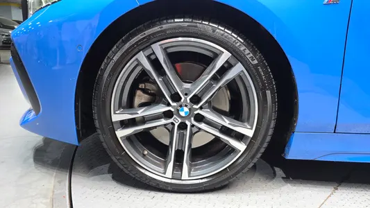 BMW 1 Series (F40) 120i M 2022 5