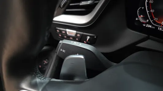 BMW 1 Series (F40) 120i M 2022 19