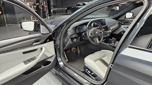 BMW M5 (F90) M5 2019 10