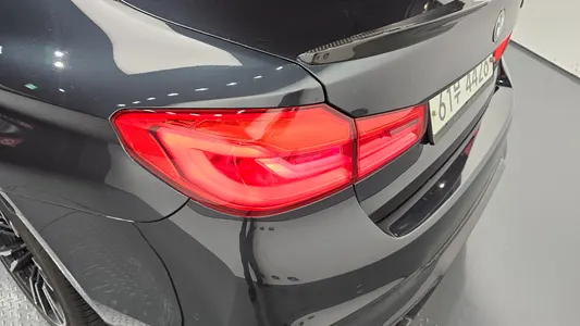 BMW M5 (F90) M5 2019 23