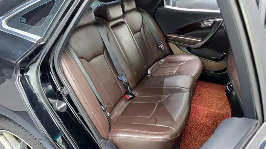 Hyundai Grandeur HG HG220 2015 11