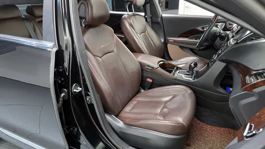 Hyundai Grandeur HG HG220 2015 12
