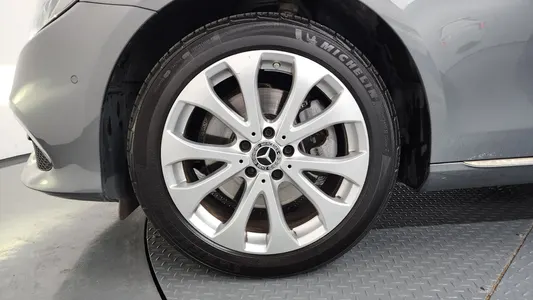Mercedes-Benz E-Class W213 E220d 4MATIC 2019 5