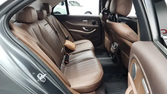Mercedes-Benz E-Class W213 E220d 4MATIC 2019 11