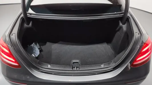 Mercedes-Benz E-Class W213 E220d 4MATIC 2019 18