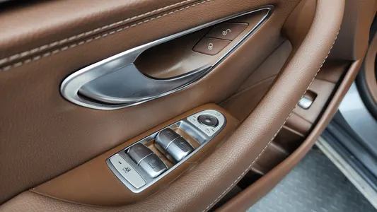 Mercedes-Benz E-Class W213 E220d 4MATIC 2019 29