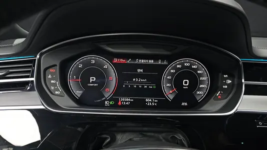 Audi A8 (D5) 50 TDI LWB 2020 8