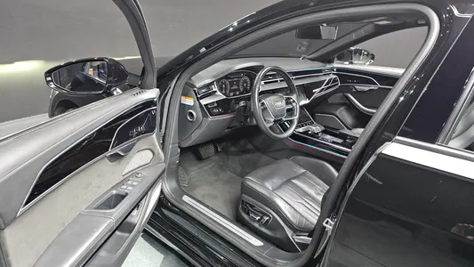 Audi A8 (D5) 50 TDI LWB 2020 10