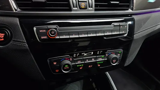 BMW X1 (F48) xDrive 20i xLine 2021 18