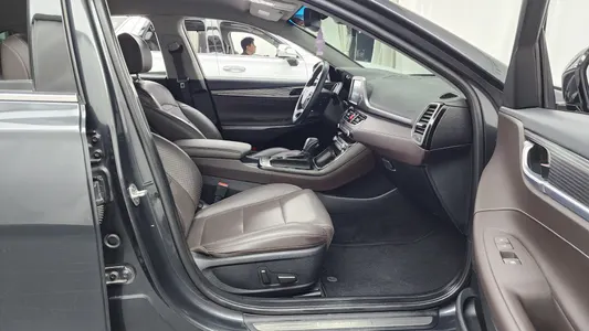 Hyundai IG 3.0 2018 11