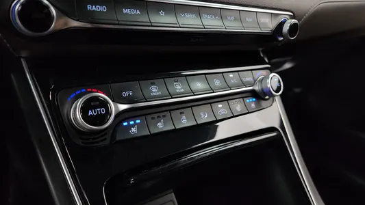 Hyundai IG 3.0 2018 32