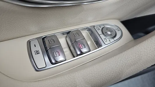 Mercedes-Benz E-Class W213 E450 4MATIC 2021 29