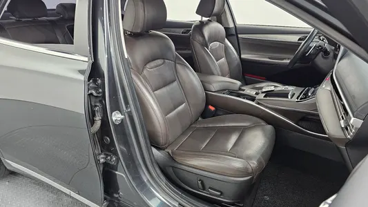 Hyundai IG 3.0 LPi () 2020 12