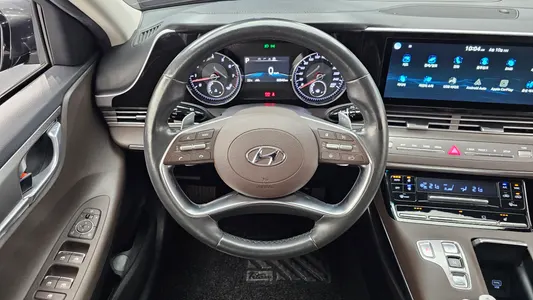 Hyundai IG 3.0 LPi () 2020 13