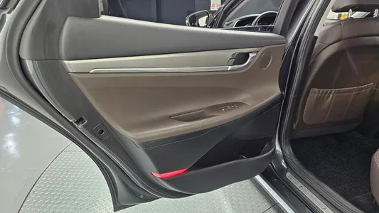 Hyundai IG 3.0 LPi () 2020 25