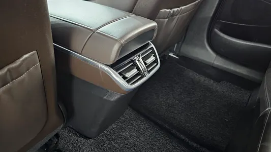 Hyundai IG 3.0 LPi () 2020 28