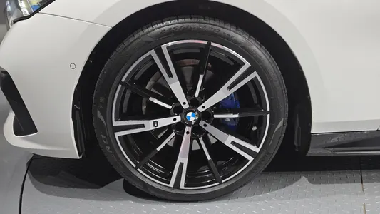 BMW 5 Series (G60) 530i xDrive M 2024 5