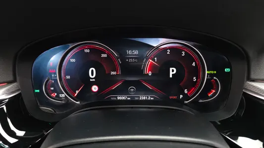 BMW 5 Series (G30) 520d xDrive M 2018 8