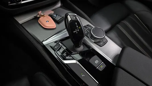 BMW 5 Series (G30) 520d xDrive M 2018 9