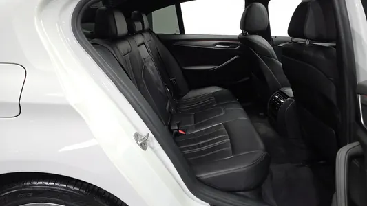 BMW 5 Series (G30) 520d xDrive M 2018 12