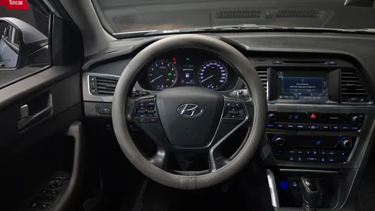 Hyundai LF LPI 2014 13
