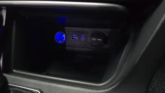 Hyundai LF LPI 2014 16