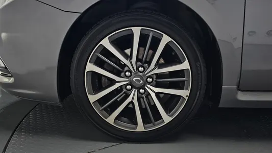 Renault Korea SM7 LPLI 2.0 LPe 2017 5