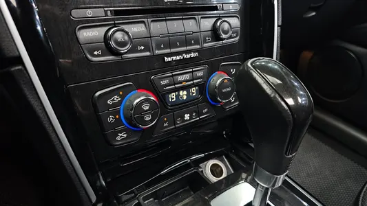 Renault Korea SM7 LPLI 2.0 LPe 2017 14