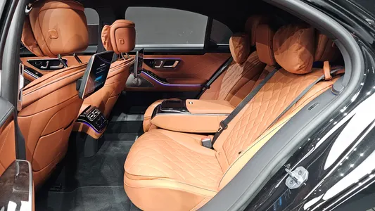 Mercedes-Benz S-Class W223 S500L 4MATIC 2025 12