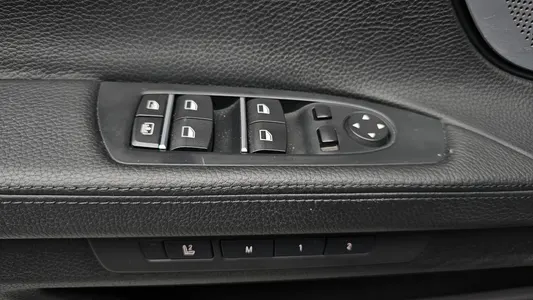 BMW 7 Series (F01) 750Li xDrive B&O 2013 18