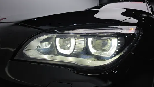 BMW 7 Series (F01) 750Li xDrive B&O 2013 22