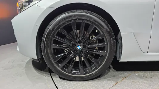 BMW 6 Series GT (G32) 640i xDrive 2020 4